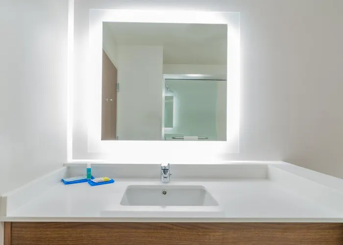 Hotel Express & Havasu - London Bridge By Ihg 3*