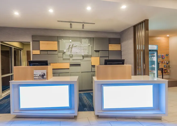 Express & Havasu - London Bridge By Ihg 3*