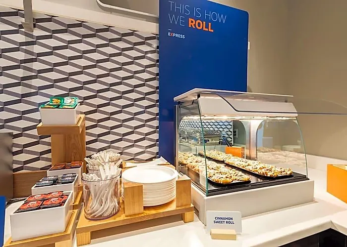 Express & Havasu - London Bridge By Ihg Hotel 3*